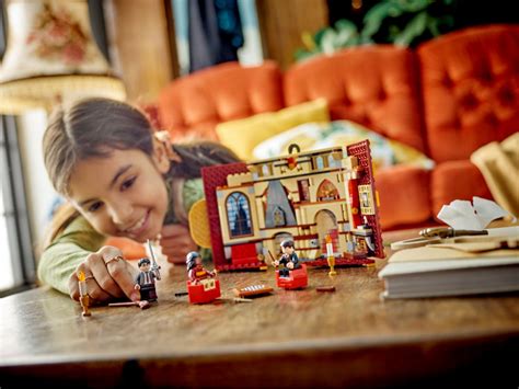 Офіційне LEGO 76409 Вимпел факультету Гріфіндор онлайн в bricksadd.com.ua