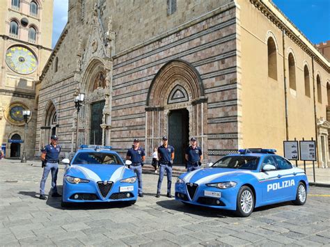 ALFA GIULIA IN LIVREA BIANCO AZZURRA ANCHE A MESSINA LE NUOVE