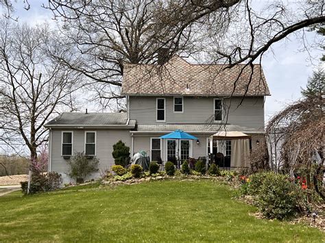 exterior siding makeover before - DIY Show Off ™ - DIY Decorating and