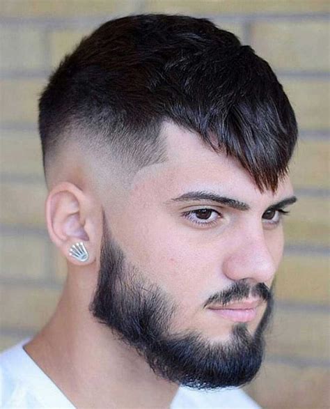 25 Stylish Angular Fringe Haircuts For Men In 2021 Haircuts For Men Mens Hairstyles Trendy