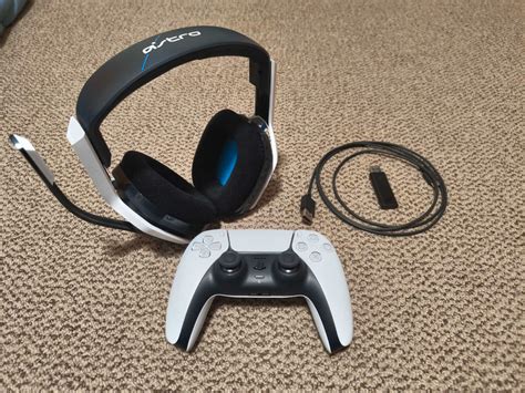 PS5 Controller + Astro A20 Wireless Headset | Sony Playstation 5 | Oshawa / Durham Region | Kijiji