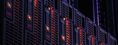 What Is a Blade Server? | Pure Storage