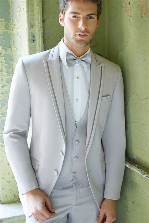 Sullys Tuxedos And Formal Wear Lowell Massachusetts Buy Or Rent A