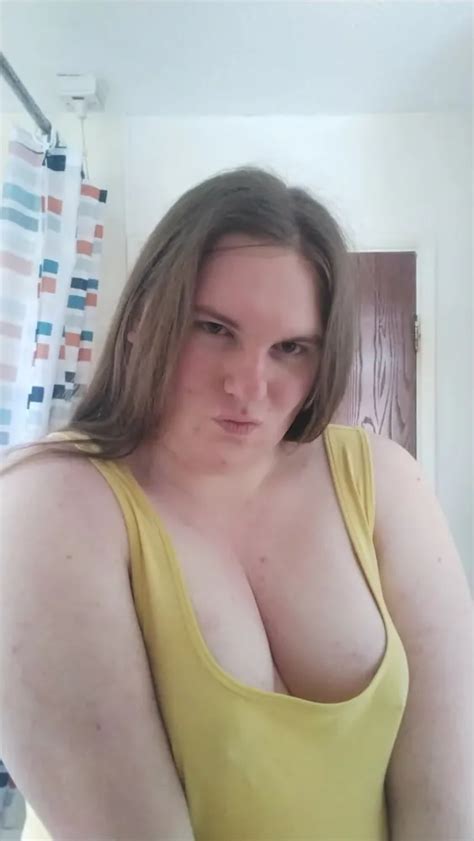 My Sexy Yellow Vest Top Nude Pics XHamster