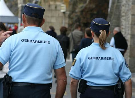 Devenir Policier Comment Entrer Dans La Police Recrutement