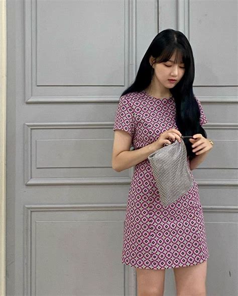 Pin By Valerie Queensha Agnesia On Jung Yerin Fashion Short Sleeve