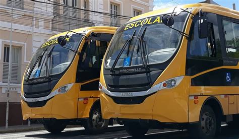 Eliel Bezerra PREFEITURA DE CURRAIS NOVOS ENTREGA NOVOS ÔNIBUS ESCOLARES