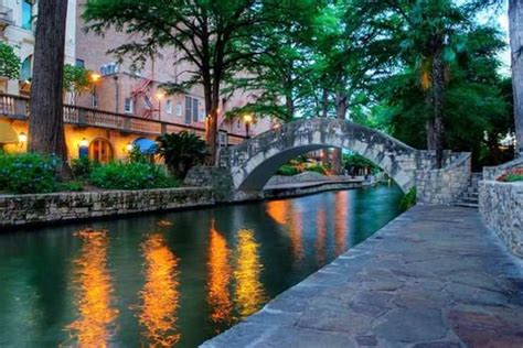 San Antonio River Walk (Best Honeymoon Destinations In USA)