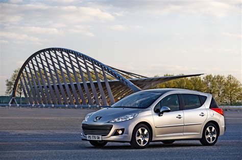 Peugeot updates the 207 SW range