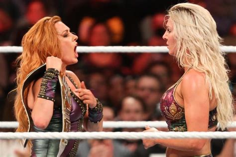 Wwe News Becky Lynch And Charlotte Flair To Fight In First Ever Last