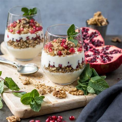 Walnut Granola Breakfast Parfait Veggie Desserts