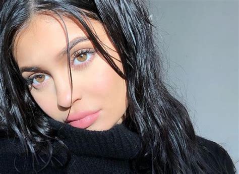 Kylie Jenner Pregnant Admits Shes Been Naughty In Make Up Tutorial