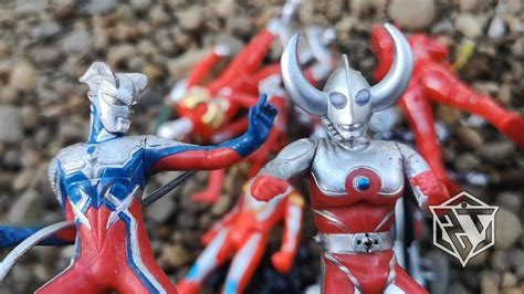 Mencari Harta Karun Mainan Ultraman Di Pasir Ultraman Zero Ultraman