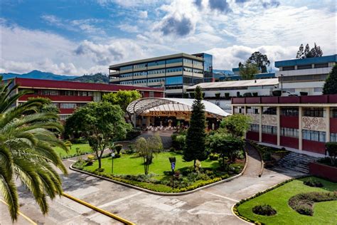 UTPL entre las 100 mejores universidades de Latinoamérica Farras live