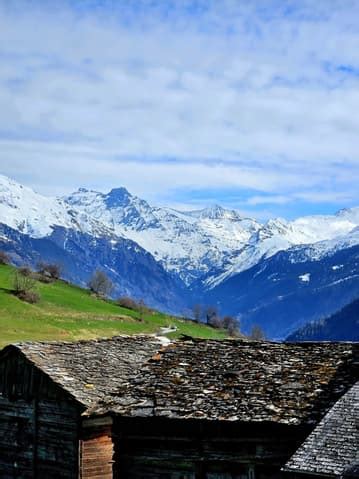 Annonces immobilier à vendre en Suisse Maison 5 5 pièces à Levron Valais