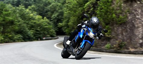 Suzuki lança a potente GSX S750 2022 chamada predadora do asfalto