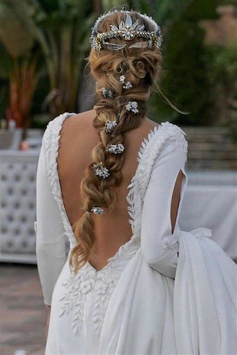 25 Peinados De Novia Que Le Dan Un Nuevo Giro A Las Clásicas Trenzas