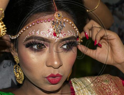 Makeup For Marriage Girl Saubhaya Makeup