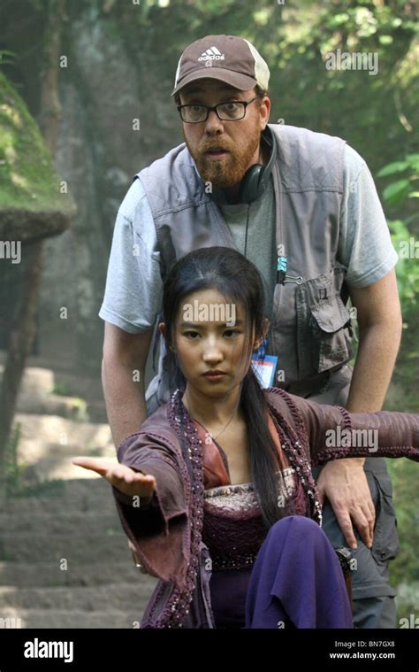 THE FORBIDDEN KINGDOM (2008) YIFEI LIU, ROB MINKOFF (DIR) FORK Stock Photo - Alamy