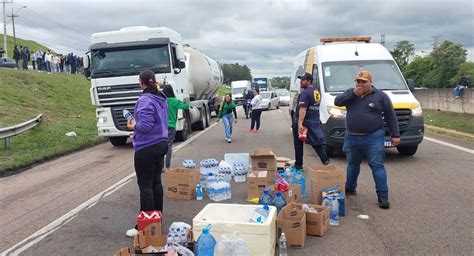 Brasil Tem Estados Rodovias Interditadas Hora Campinas