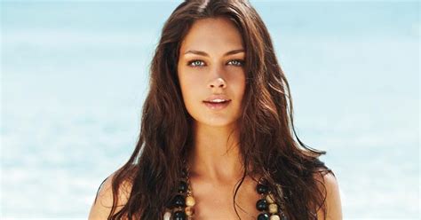 Hubpages Amber Heard Articles Zimbio Candice Boucher Is So Hot Shell Invade Your Dreams