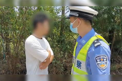 和女友吵架情绪失控，小伙高速狂飙190码，车上爹妈被吓到报警高速狂飙小伙爹妈