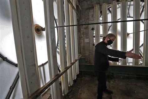 Photos Setting The Heritage Center Clock Back An Hour