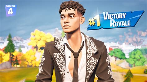 Victoria Con La Skin Salvador Fortnite Youtube