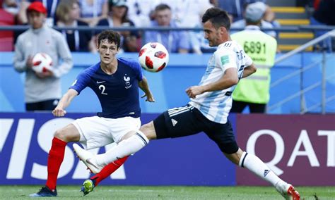 Il Bayern Vuole Pagare La Clausola Di Pavard Mercato Calciomercato