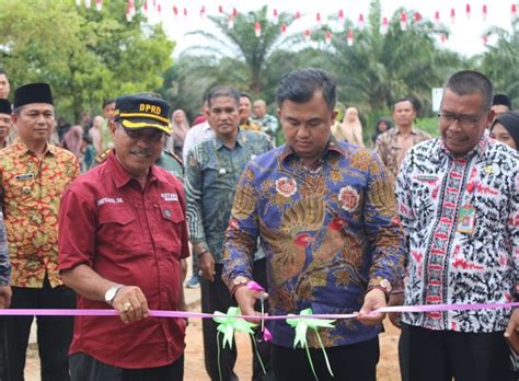 Ketua Dprd Kabupaten Dharmasraya Hadiri Louching Inovasi Sampah Naik