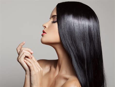 Коллаген для волос: помогает ли белок против выпадения?