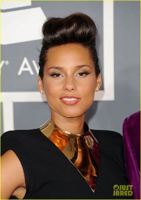 Alicia Keys - Grammys 2012 Red Carpet With Swizz Beatz: Photo 2628237 ...