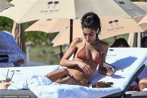 Chantel Jeffries Proves She Is One Of The Top Lingerie Models As She