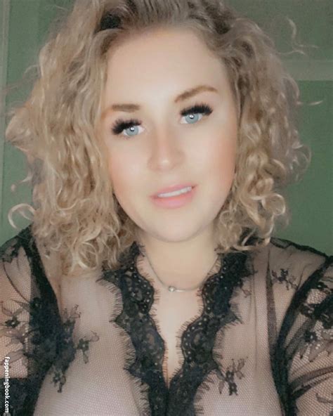 Curvy Abbii Nude Onlyfans Leaks Albumporn