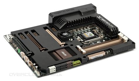 Максимальная защита Обзор материнской платы Asus Sabertooth Z77