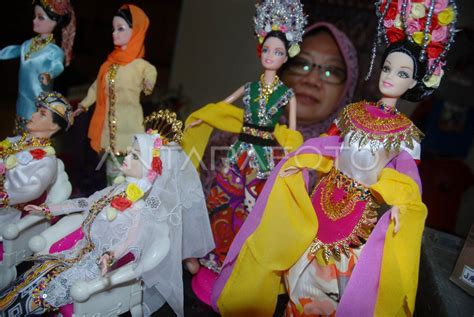 Boneka Adat Baju Pengantin Antara Foto