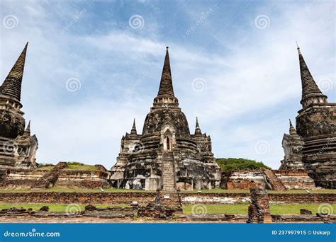 Sitio Del Templo De Wat Phra Sri Sanphet En La Antigua Capital De