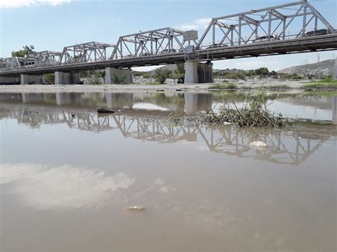 Autoridades De Torreón Piden A Curiosos No Acercase Al Lecho Del Río