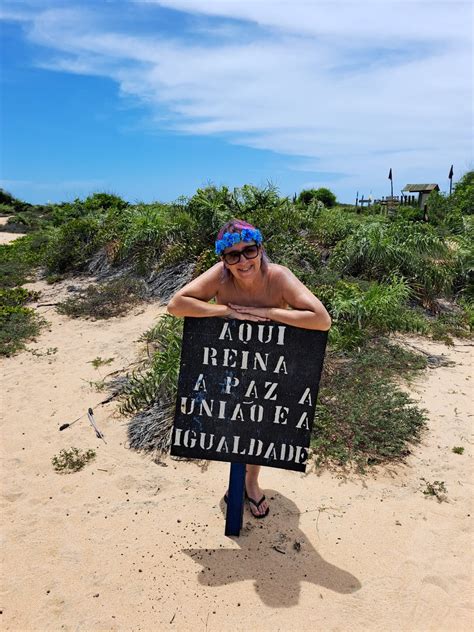 Conheça e saiba as regras da única praia de naturismo do ES | Norte e