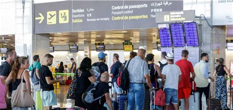 Los Aeropuertos Ante La Tormenta Perfecta Falta De Personal Huelgas