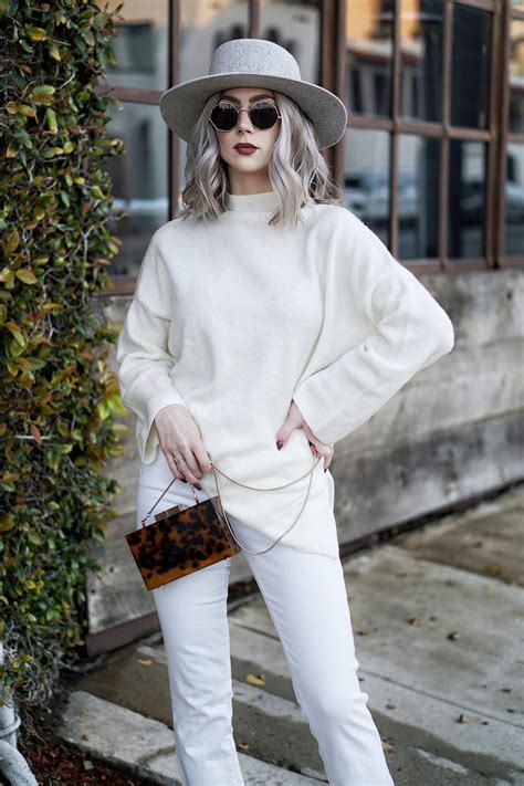 How To Wear All White Until The Very Trend How To Wear Groovy