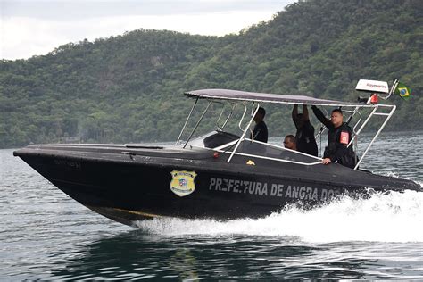 Prefeitura Realiza A O De Fiscaliza O E Ordenamento Nas Praias De