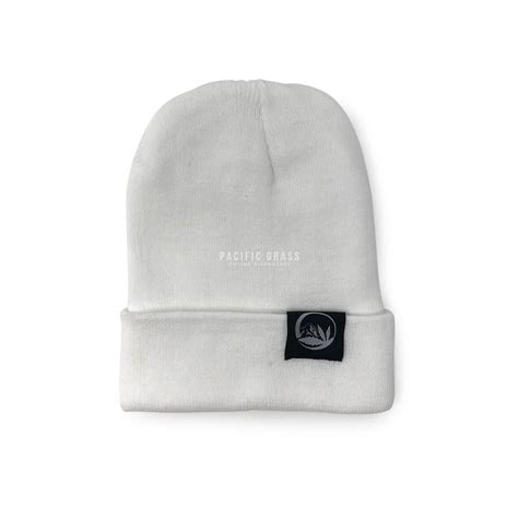 Buy Classic White Toque Online In Canada - Pacific Grass