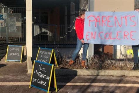 Arinthod Les Parents Se Mobilisent Contre La Fermeture D Une Classe