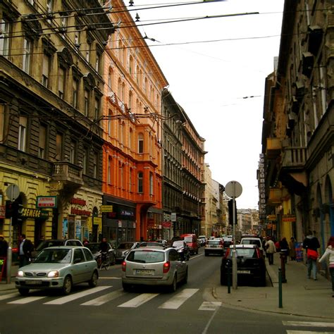 Kiraly Utca | VII. Budapest, Magyarország | Alex Barrow | Flickr