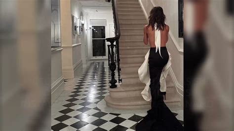 The Daily Record On Twitter Victoria Beckham Stuns Fans As She