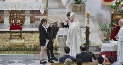 Con El Bautizo De Un Adulto Y La Confirmaci N De Personas Culmin La