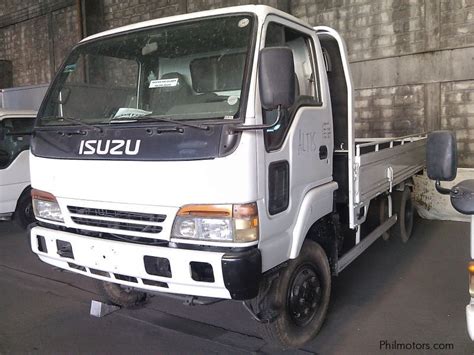 Isuzu Elf