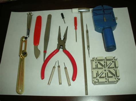 Купить 16 устанавливает инструмент для ремонта часов и часы, нож ...