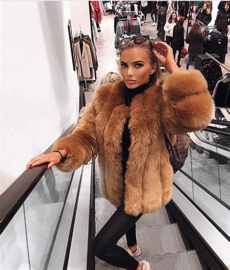 ∘mzcocogirl ∘ Fur Fashion Winter Fashion Outfits Fall Winter Outfits Autumn Winter Fashion